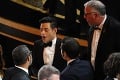 Poplach na udeľovaní Oscarov: Rami Malek si prevzal sošku, zakrátko k nemu utekali lekári!