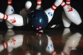 Významné osobnosti z Prešovského kraja sa spojili pre dobrú vec: Hraním bowlingu vyzbierali tisícky eur!