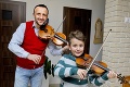 Muzikantovi Kandráčovi doma rastie konkurencia: Syn Ondrejko zdedil veľké nadanie