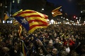 V Španielsku sa protestuje za oddelenie Katalánska: Došlo aj k zrážkam s políciou