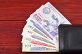 Uzbekistan zavedie najvyššiu bankovku v hodnote 100 000 somov: Prepočet na eurá vás prekvapí