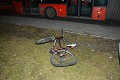 Tragédia v Bratislave: Cyklista († 66) po zrážke s autobusom zraneniam podľahol
