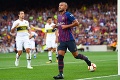 Známa značka zažalovala futbalistu Barcelony Rafinha: Zmluva, alebo milión eur!