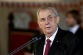 Prezidentovi Zemanovi verí polovica Čechov: Teší sa väčšej obľube ako kabinet