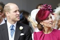 Unikli fotky Kate a Williama, ktoré nemal nik vidieť: Nečakané intímnosti na svadbe princeznej Eugenie