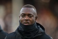 Polícia zatkla hráča Fulhamu: Kamara je podozrivý z ublíženia na zdraví