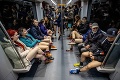Zábavka v 60 mestách po celom svete: Bez nohavíc v metre