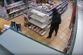 Chladnokrvná poprava v Česku: Polícia zverejnila nové video z pumpy, na ktorej zavraždili predavačku