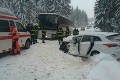 Autobus plný detí sa na Orave čelne zrazil s osobným autom: Spôsobil nehodu Bratislavčan?