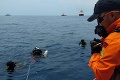 Potápači lokalizovali na dne mora trup zrúteného lietadla: Zachytili aj signál druhej čiernej skrinky?