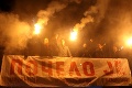 V Belehrade davy znova protestovali proti prezidentovi: Vyčítajú mu rokovanie s Kosovom