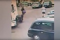 Zlodej utekal s lupom, skončil pod kolesami kamióna: Kamera zachytila, ako strašne jeho pokus dopadol