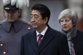 Japonský premiér stojí za Mayovou: Obdivuje jej vytrvalosť a tvrdú prácu na brexite