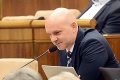 Poslanec SaS sa pustil do Smer-u: Kritika bezplatného stravovania pre školákov