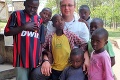 Slovenský kňaz Vlastimil Chovanec pôsobí na misii v Rwande: Deťom spraví na Vianoce radosť aj obyčajná malinovka
