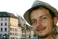Besnenie islamistu v Štrasburgu má ďalšiu obeť: Mladý Poliak podľahol strelným zraneniam