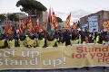Demoštranti v Ríme o migračnej politike: Stále len budujete bariéry a múry!