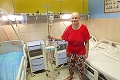 Chorá Nikola žije s mamou v strašnej biede, bez vody a elektriny: S rakovinou bojuje pri sviečkach!
