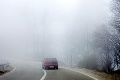 SHMÚ varuje vodičov: Dávajte si pozor na hmly
