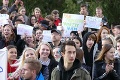 Úradníci odpísali gymnázium v Bardejove, žiaci sa búria: Nechceme vyštudovať zaniknutú školu!