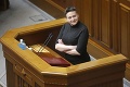Ukrajinská poslankyňa Savčenková, ktorej hrozí doživotie, zostáva vo väzbe