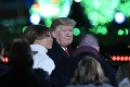 V Bielom dome sa pripravujú na Vianoce: Trumpovci rozsvietili národný stromček