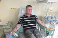 František na transfúzke relaxuje: V darovaní krvi predbehol aj slovenského rekordéra!