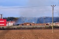 Pri požiari skladu slamy v Trebišove vznikla škoda 68-tisíc: Podozrivá je maloletá osoba