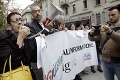 Urážky od vládneho hnutia ich donútili konať: Talianski novinári protestovali po celej krajine