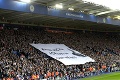 Tisíce fanúšikov v slzách: Leicester odohral prvý domáci zápas po smrti majiteľa
