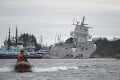 Zrážka ropného tankera a vojenskej fregaty: Armáda evakuovala posádku