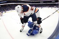 Hokejista Edmontonu Lucic dostal mastnú pokutu: Brutálny útok na bezmocného hráča
