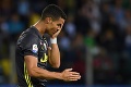 Ronaldo rašej pred fanúšikom ušiel: Situáciu na eskalátoroch vyriešila ochranka