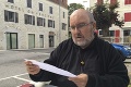 Rebelujúci kňaz vyzýval na odstúpenie kardinála: Cirkev ho mala potrestať