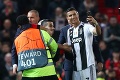 Ronaldo ukázal, ako miluje fanúšikov: TOTO urobil na Old Trafforde
