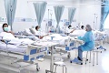 V Drážďanoch zomrel infikovaný pacient: Ďalší je v kritickom stave, museli uzavrieť JIS-ku
