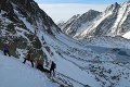 Vysoké Tatry ukázali svoju silu: Pod Rysmi našli zamrznutého turistu (†31)