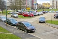 Šokujúci návrh parkovania v Petržalke: Tú sumu snáď nemyslia vážne!