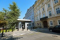 Centrum Bratislavy má konečne prestať špatiť plot ambasády USA: Američania si vybrali inú známu adresu