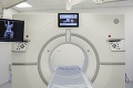 Novinka v Národnom onkologickom ústave: Pacienti majú k dispozícii nový moderný prístroj