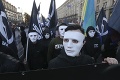 Nacionalisti v štátny sviatok pochodovali Kyjevom: Medzi účastníkmi boli aj prívrženci neonacistickej strany