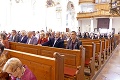 Kontroverzný arcibiskup mal na oslavách kostol plný kotlebovcov: Sokolovi prišli gratulovať fašisti