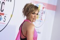 Udeľovanie cien American Music Awards: Nová sexi hviezdička bodovala na celej čiare