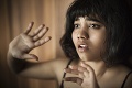 Brutálny útok v Indii: Skupina chlapcov s rodičmi dobila dievčatá tyčami, vyprovokovala ich maličkosť