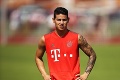 James Rodriguez z Bayernu balí jednu sexicu za druhou: Toto je jeho najnovší objav!
