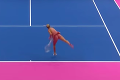 Naozaj hrala dole bez? Talianska tenistka šokovala divákov v Tokiu
