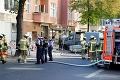 Dráma v Berlíne: Auto vrazilo do steny, potom zrazilo ľudí sediacich v kaviarni