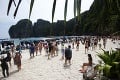 Thajsko uzatvára na neurčito svetoznámu pláž: Turisti zničili aj to najcennejšie