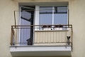 Nechutný incident vo Zvolene za bieleho dňa: Ronyho dostrieľali na balkóne!