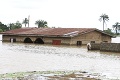 Smrtiace povodne v Nigérii: Masy vody pripravili o život už takmer 200 ľudí